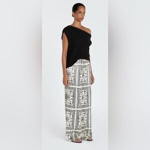 DISSH White and Black Patterned Pants